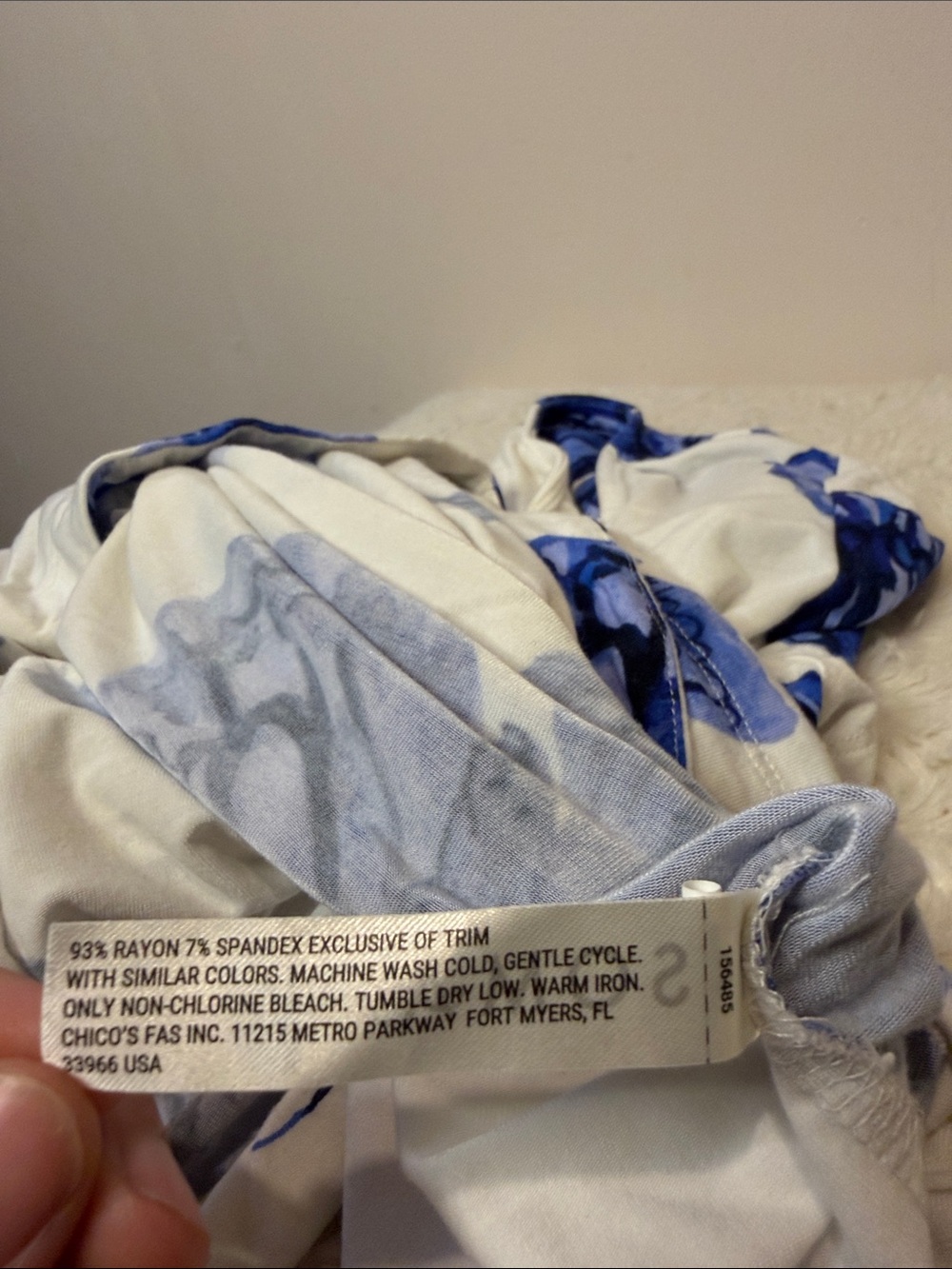 Soma Cool Nights Blue White Butterfly Print Nightgown Sleep Shirt Cozy SZ Small - Picture 7 of 7